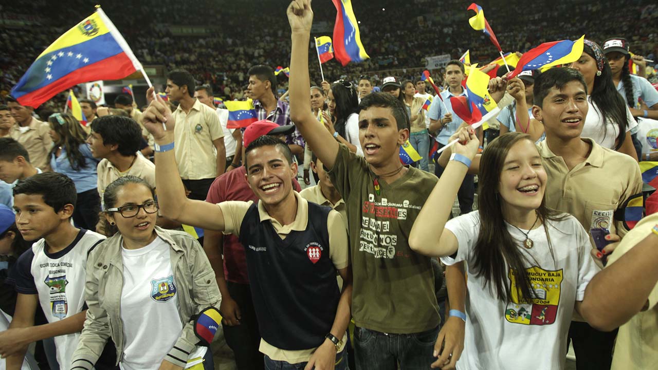 el-sumario-Ministerio-de-Educación-Universitaria-otorgó-120-mil-becas