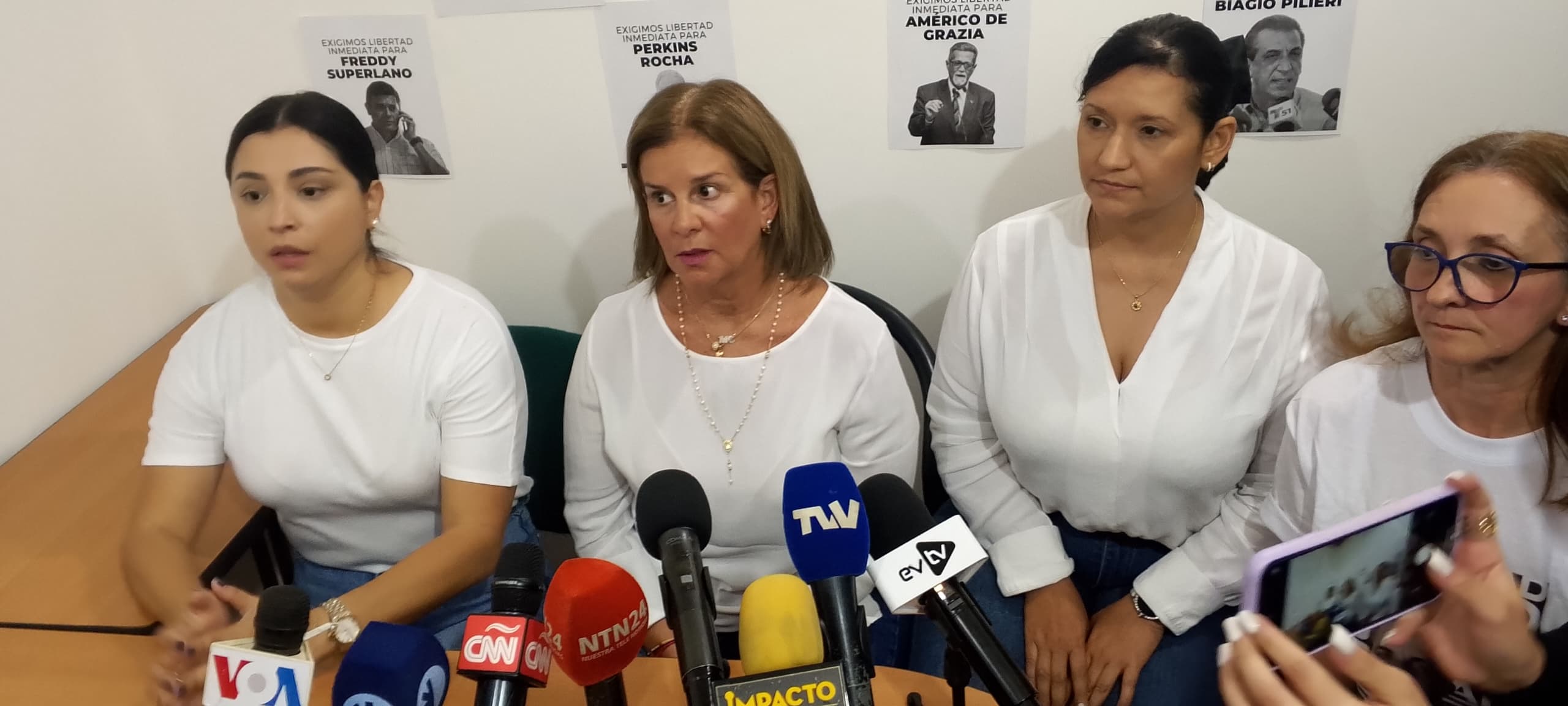 9ca8a47a-b240-493a-abbe-37a90ee119ef