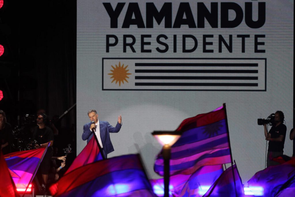 Yamandú Orsi y se convertirá en presidente de Uruguay