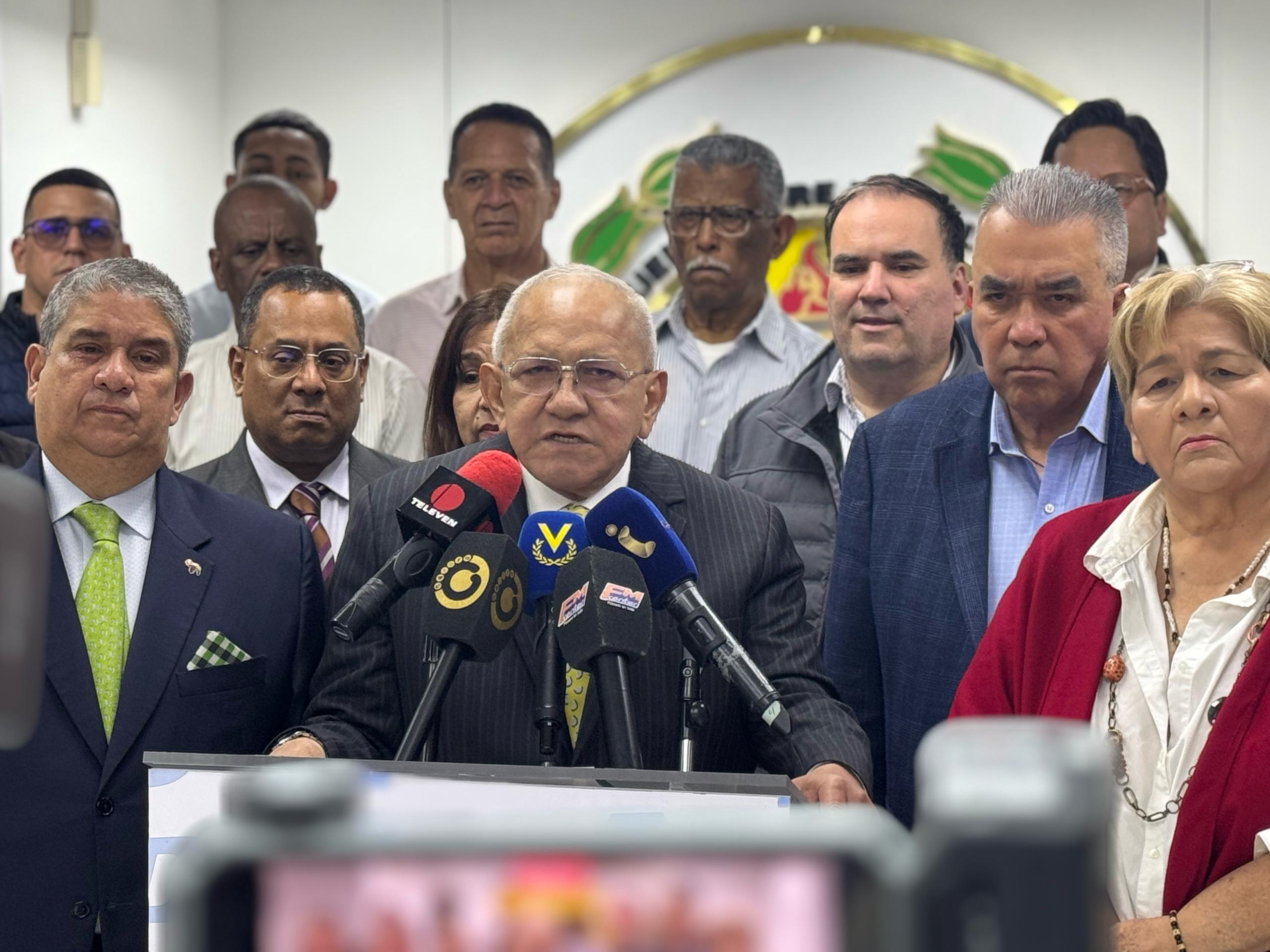 bfda0848-d9bc-47b1-adbd-cd942da3f3c8