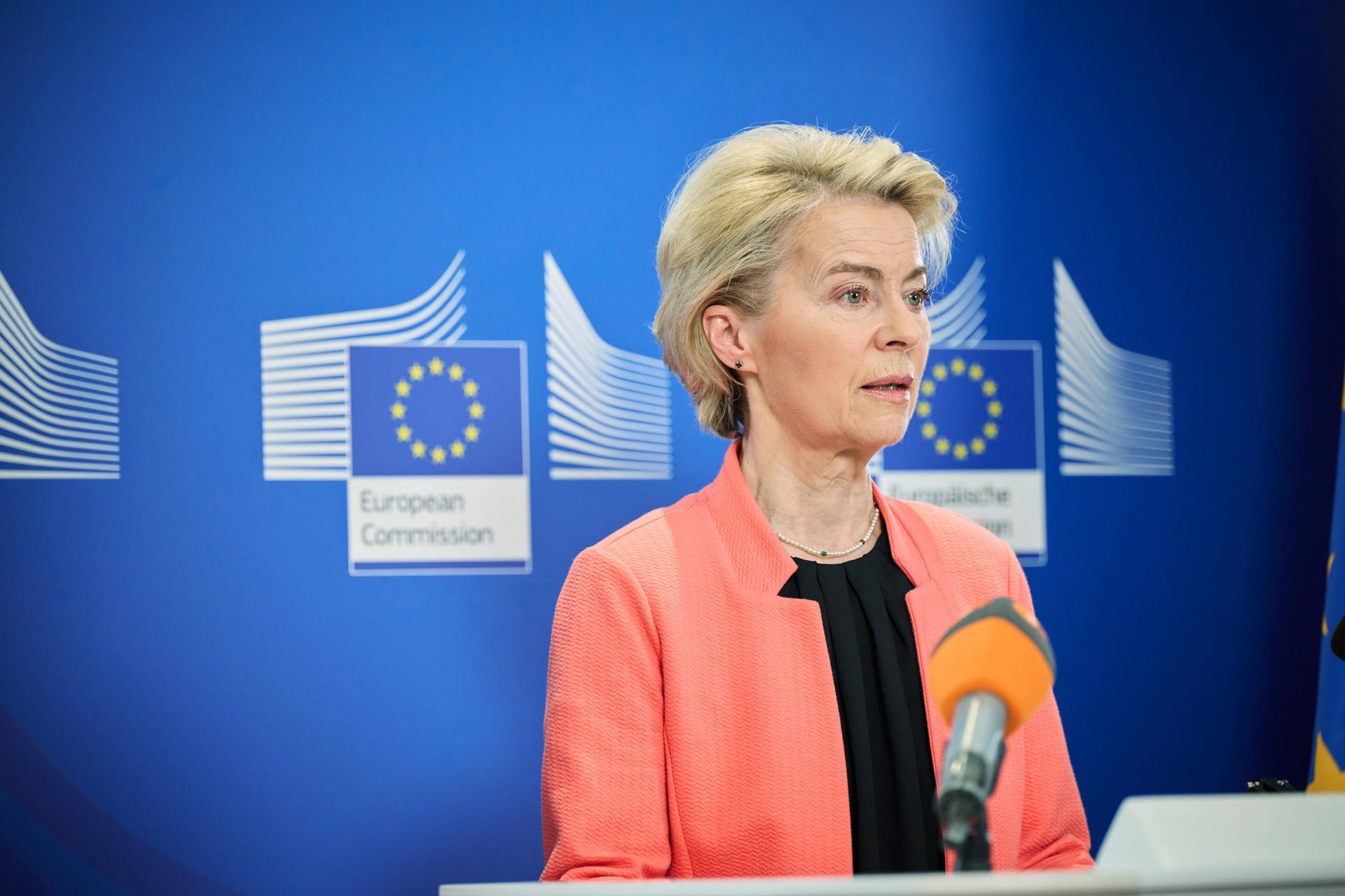 Von der Leyen dice que la UE "está preparada para responder" a los aranceles de Trump