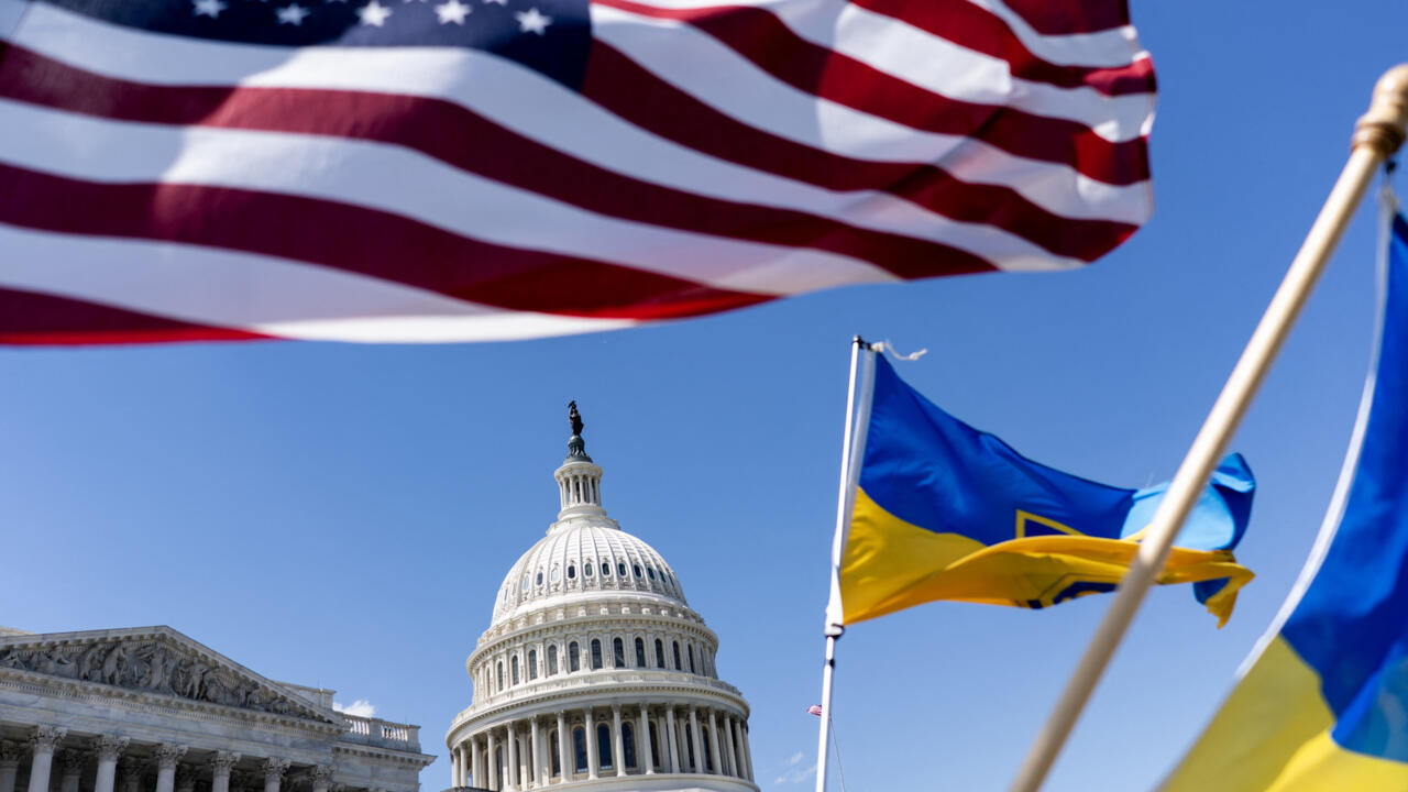 EEUU Y UCRANIA