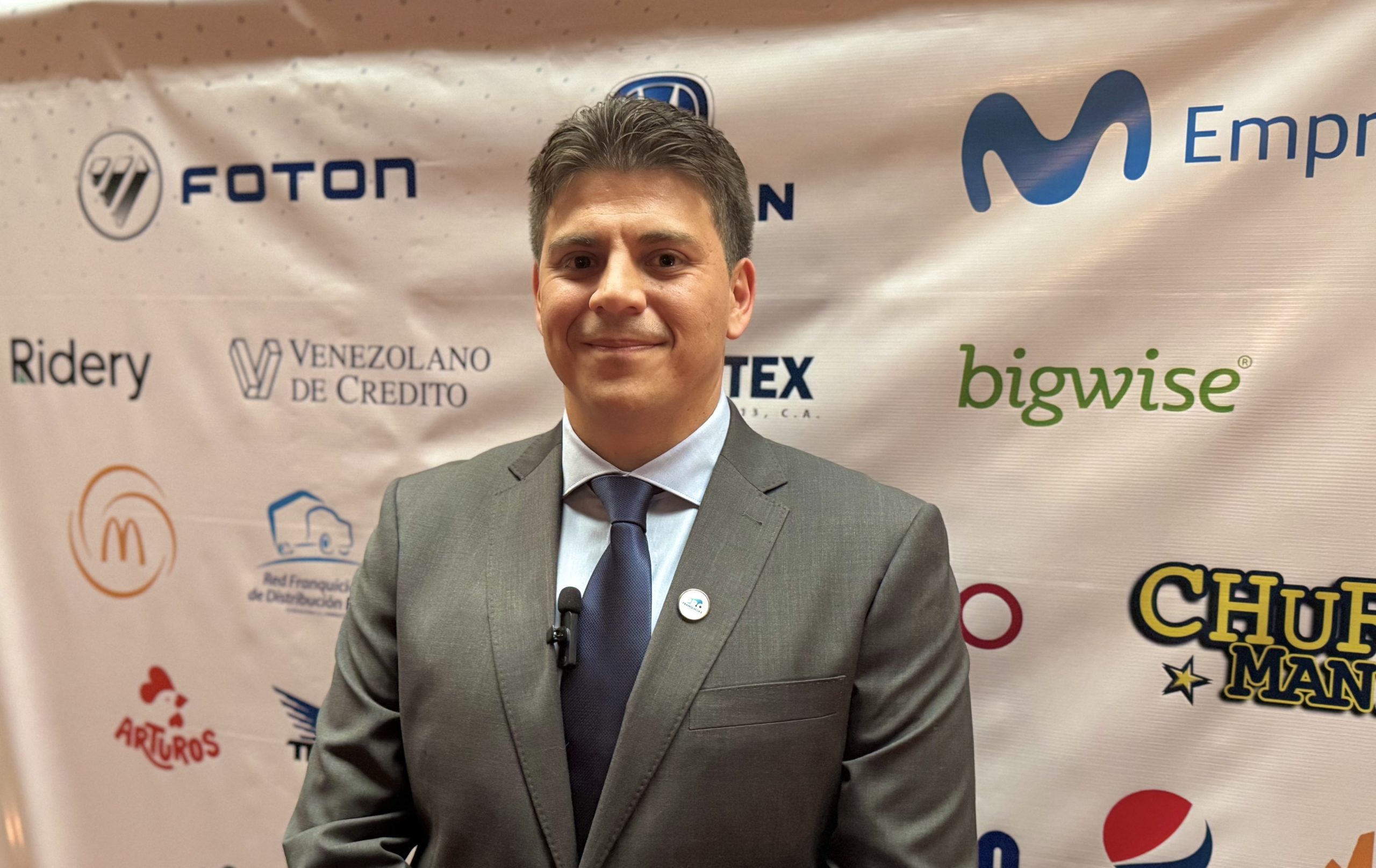 Raúl Angulo asumió la presidencia de Profranquicias 2025