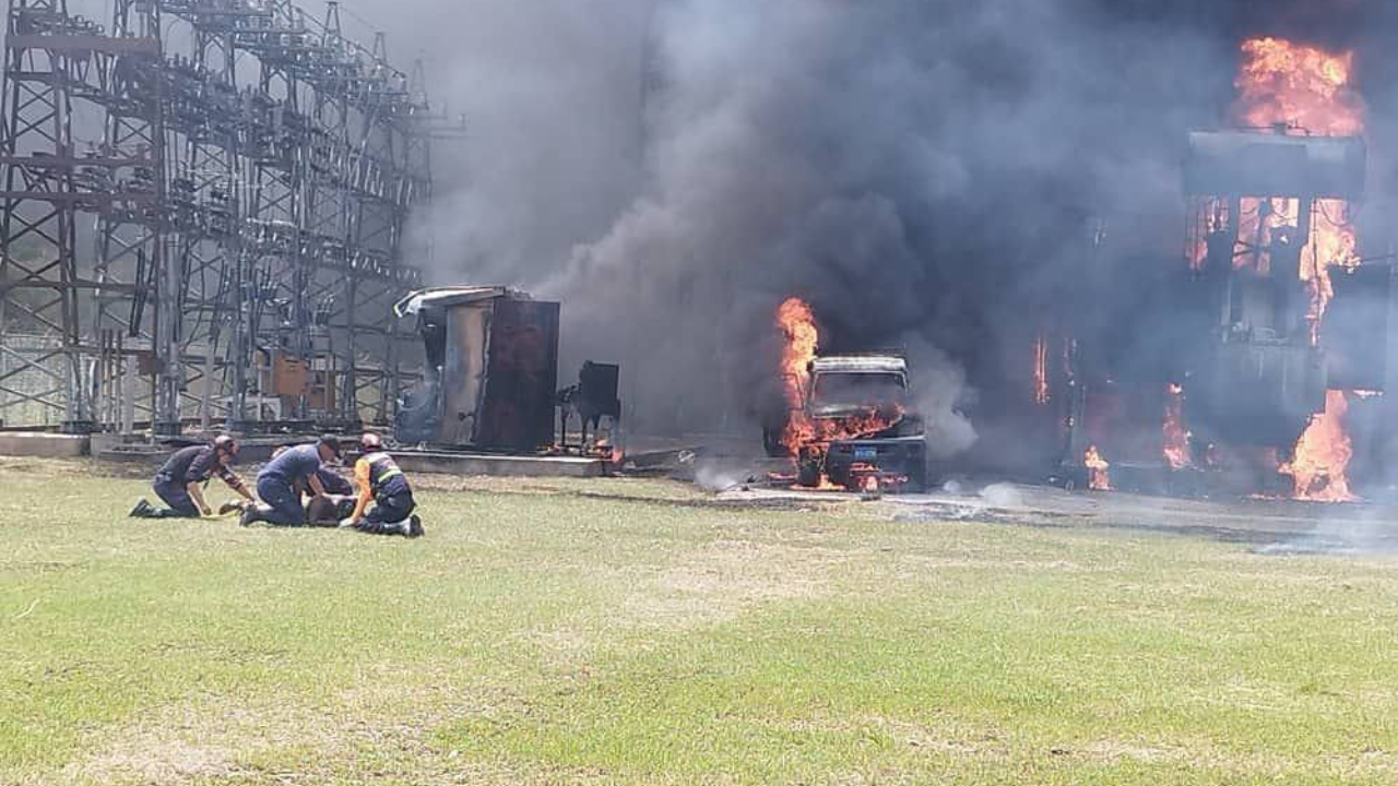 Explosión en subestación eléctrica El Macaro, Aragua. Foto cortesía Unión Radio