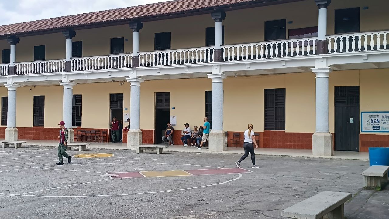 393275be-3dd9-4baa-a4cc-8f6ac3e8440b