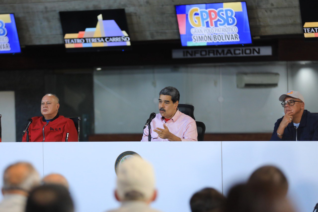 Diosdado Cabello, Nicolás Maduro y Jorge Rodríguez 18082025 B