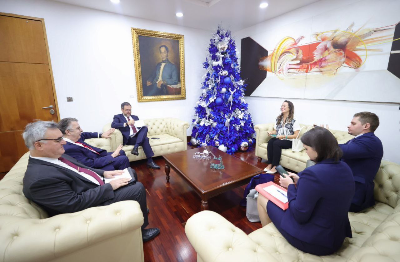 9c593187-f2ee-47ac-9c75-50eb30959fe9