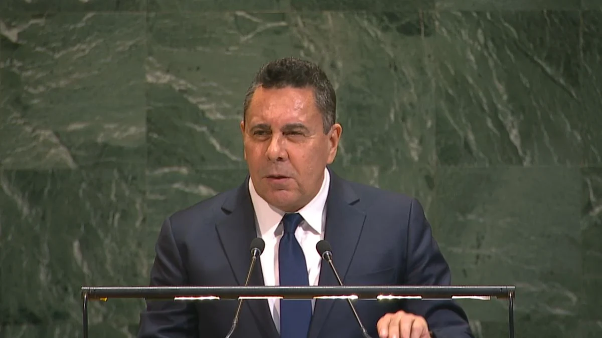 1766080830343328160xg