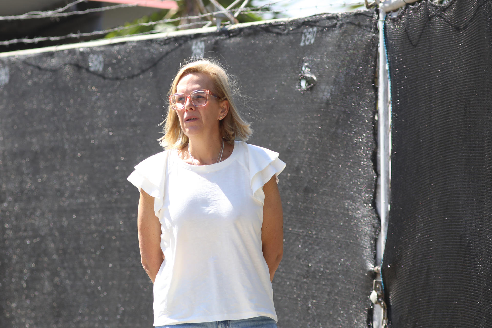 Familias percnotan a las afueras de una cárcel en Venezuela a la espera de excarcelaciones