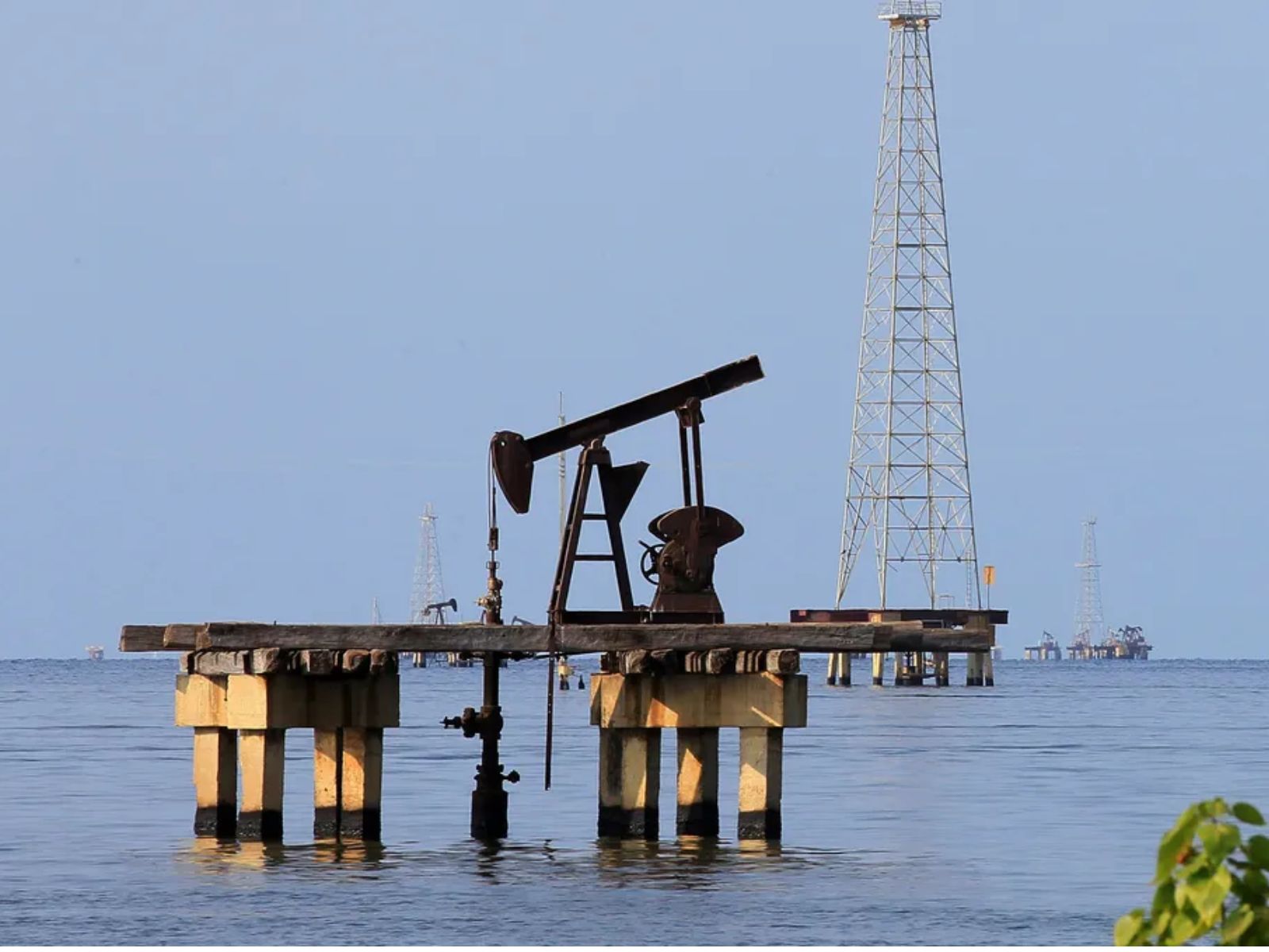 petroleo-lago-de-maracaibo