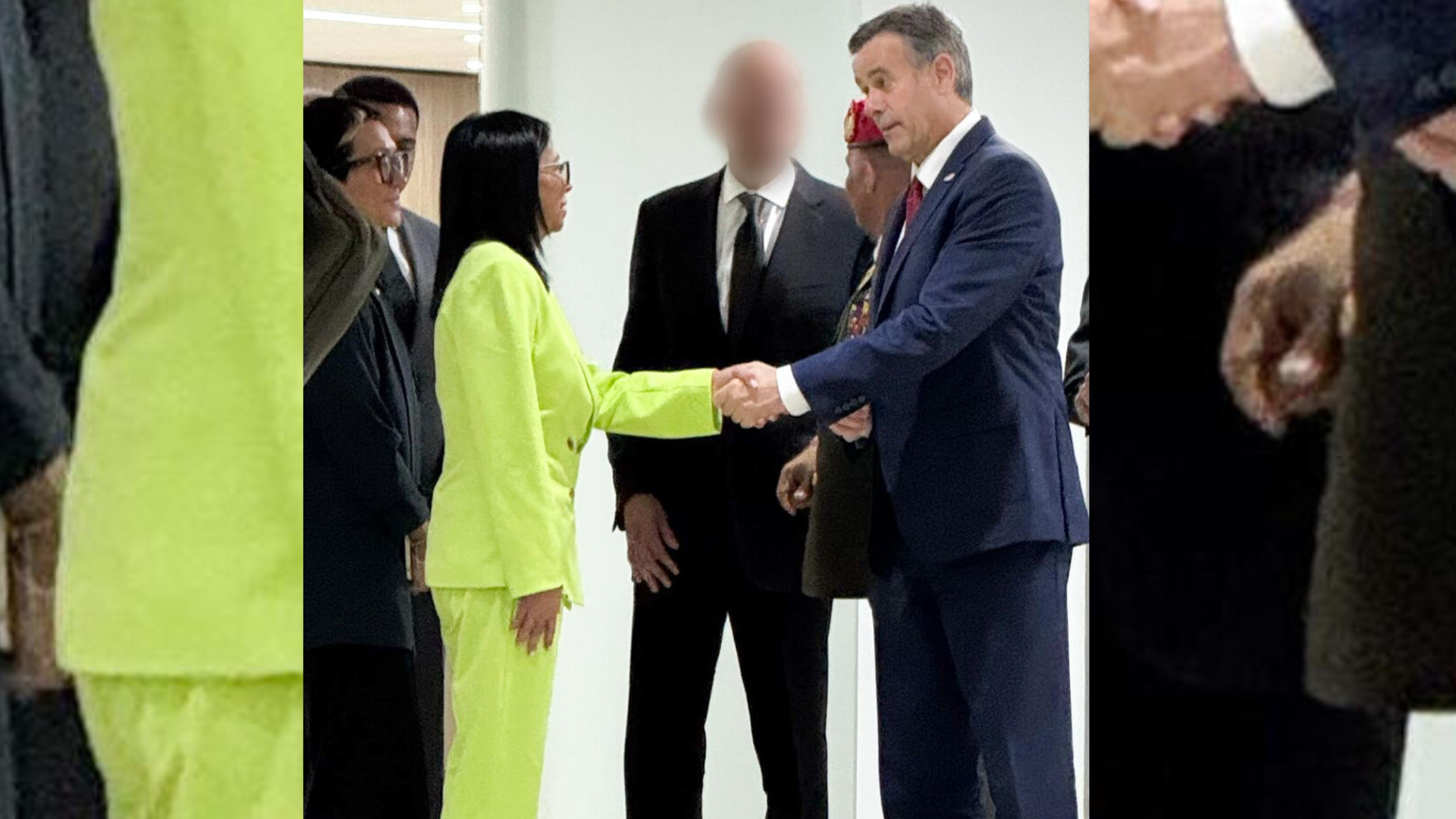 Regreso a clases (I) logito (3)