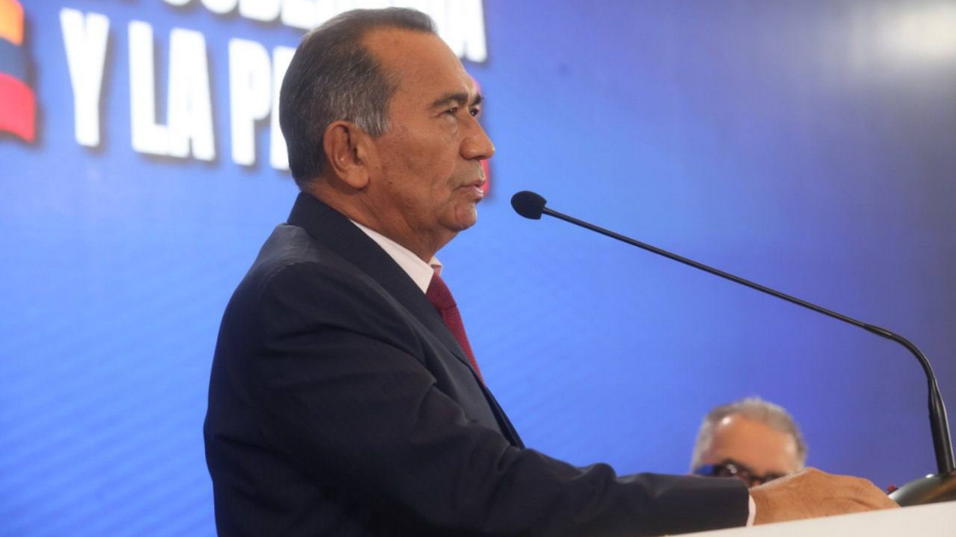 gobernador-alberto-galindez-48192