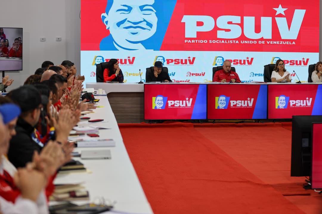 photo_4902523435892804517_y