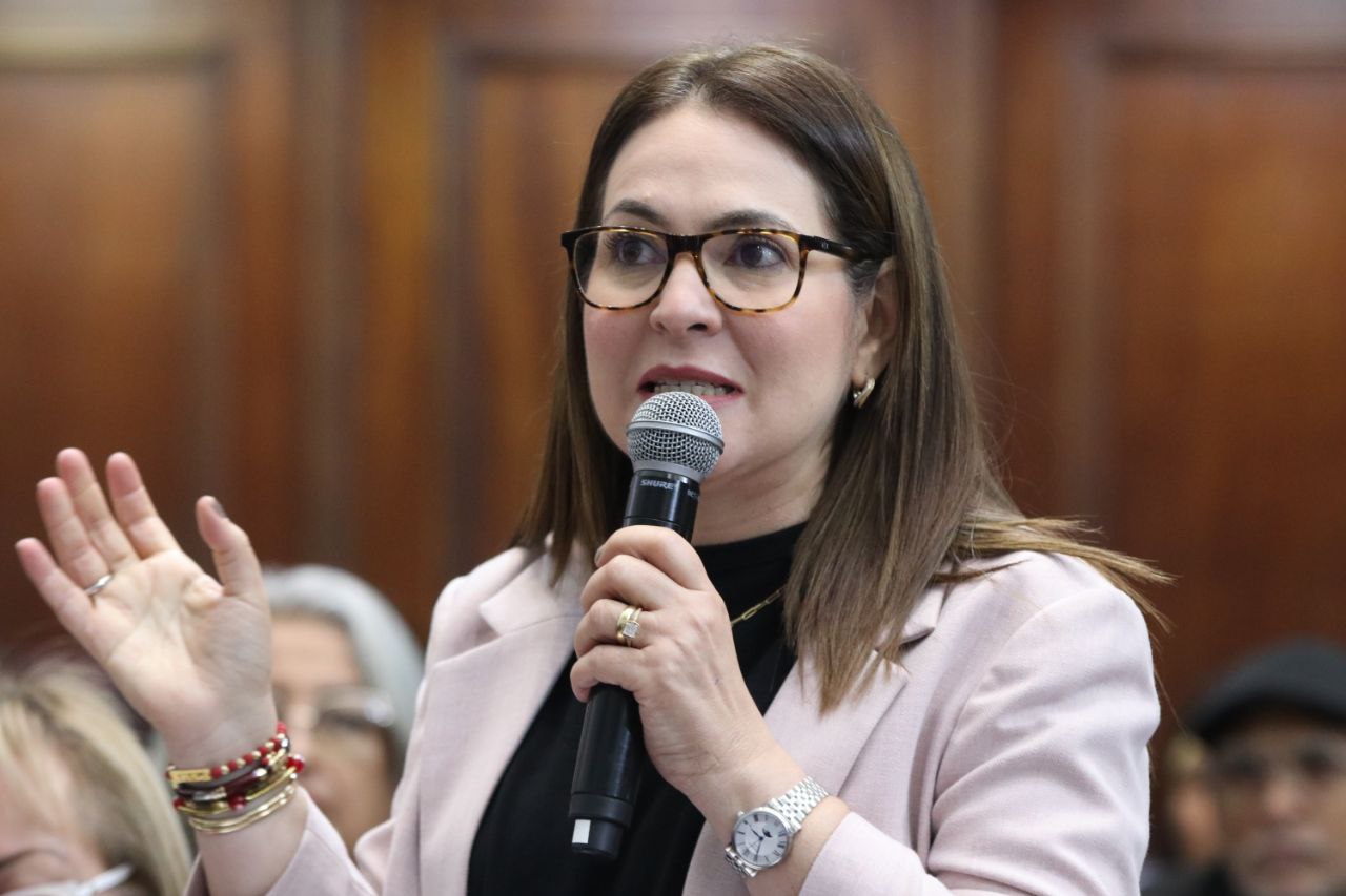 photo_4911679700577487791_y