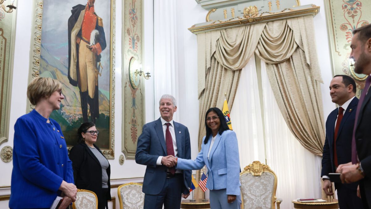 photo_5795446419471666790_y