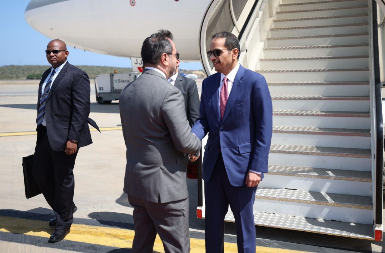 Primer ministro de Catar e Yvan Gíl