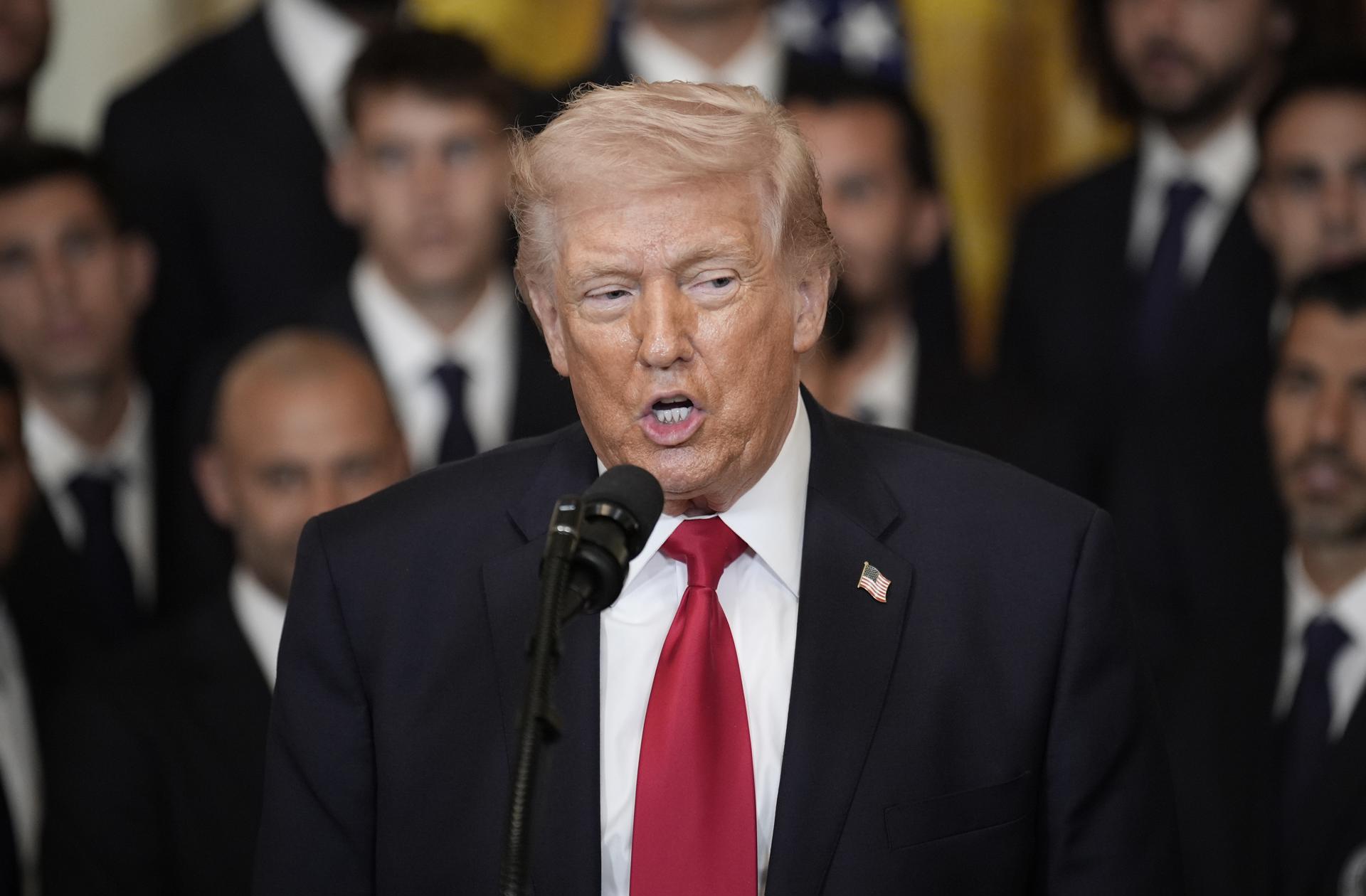 US President Donald Trump welcomes Inter Miami CF to the White House