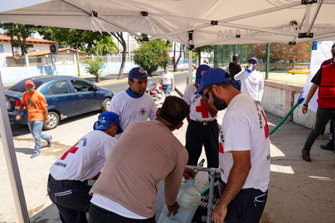 Cruz Roja Venezolana instaló plantas potabilizadoras para suministrar agua segura a más de 16.000 personas en Cumaná (3)