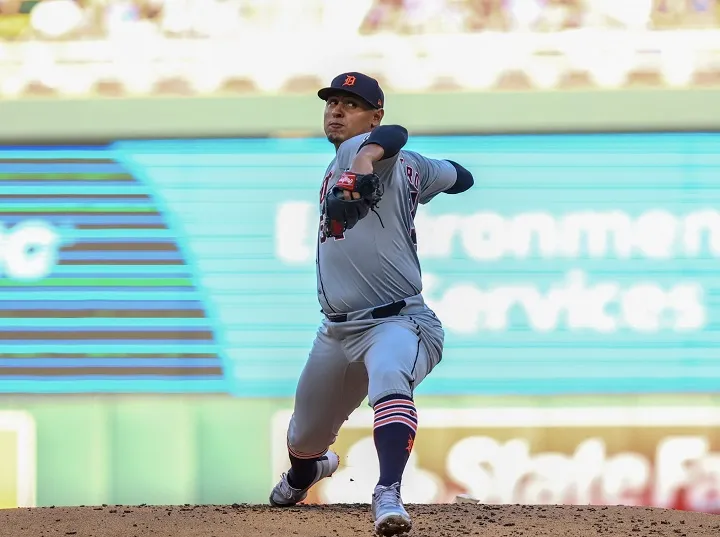 Keider-Montero-gano-su-primer-juego-en-Grandes-Ligas-¡Lanzo-6.1-innings-contra-Mellizos