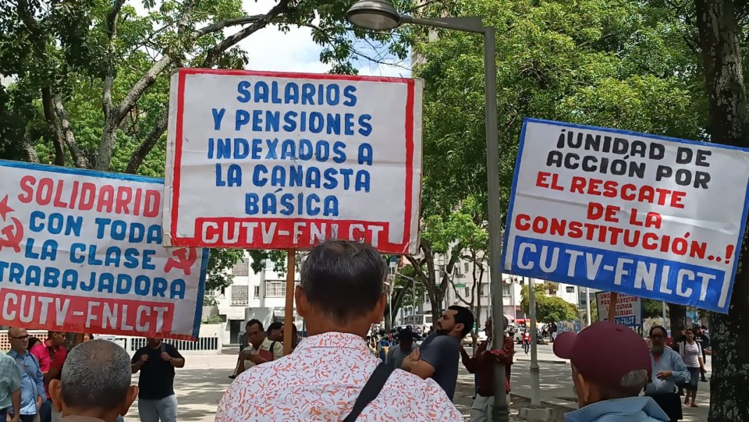 Protestas de extrabajadores que piden reeganche