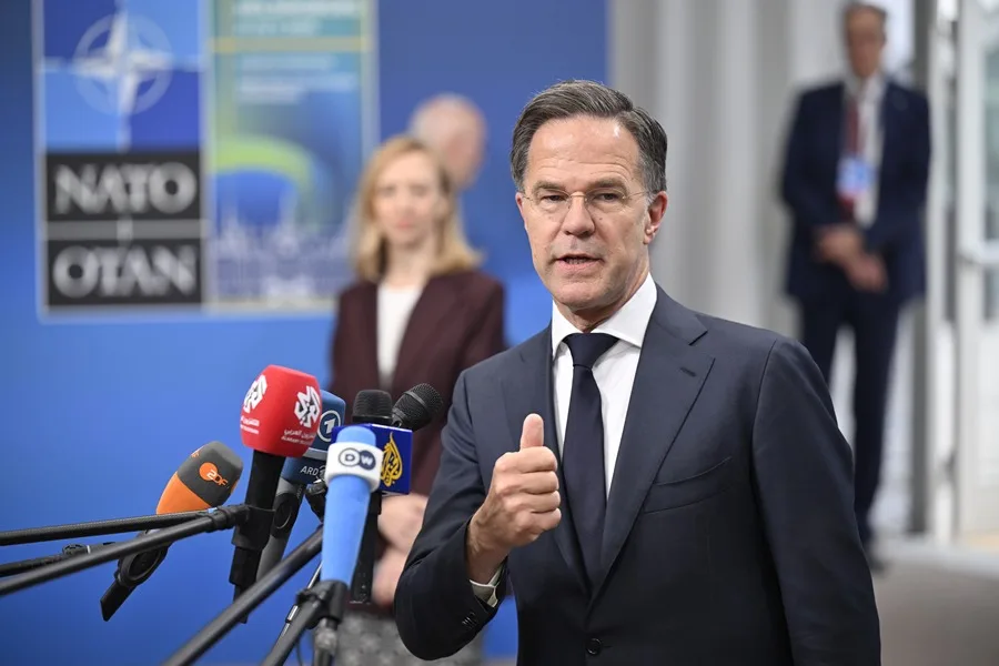 RUTTE-CUMBRE-SUECIA