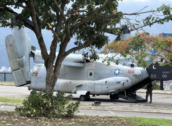 Así fue el sobrevuelo de los helicópteros en la embajada estadounidense durante el simulacro (+Fotos) | Contrapunto.com