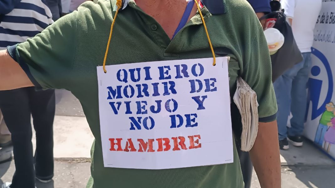 32dde301-ca90-4ee9-881b-47cc4cfb3543