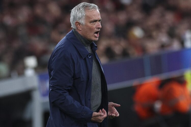 Jose Mourinho se despide del Benfica: