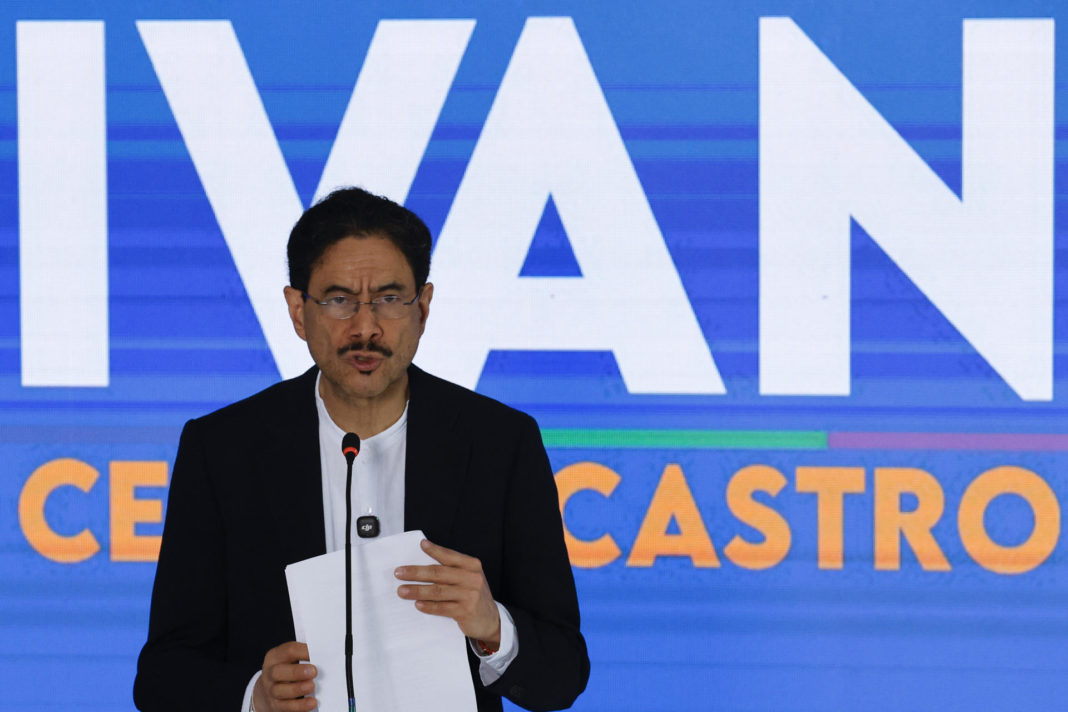 Izquierdista Iván Cepeda reconoce el triunfo de De la Espriella en Colombia