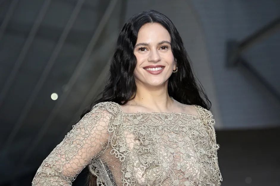 rosalia-olympics-paris-opening-2024-espanol-billboard-1548
