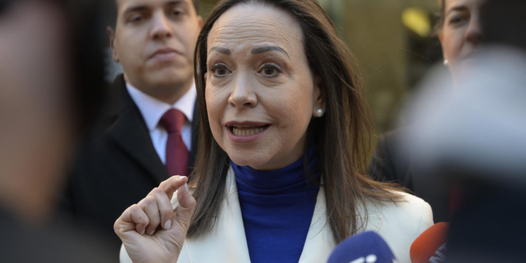Machado condena la detención de Guanipa y acusa de