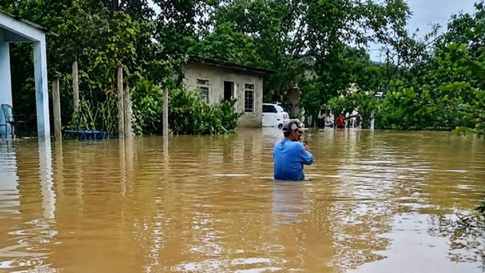 Inundaciones-en-veroes-yaracuy-1-696x392