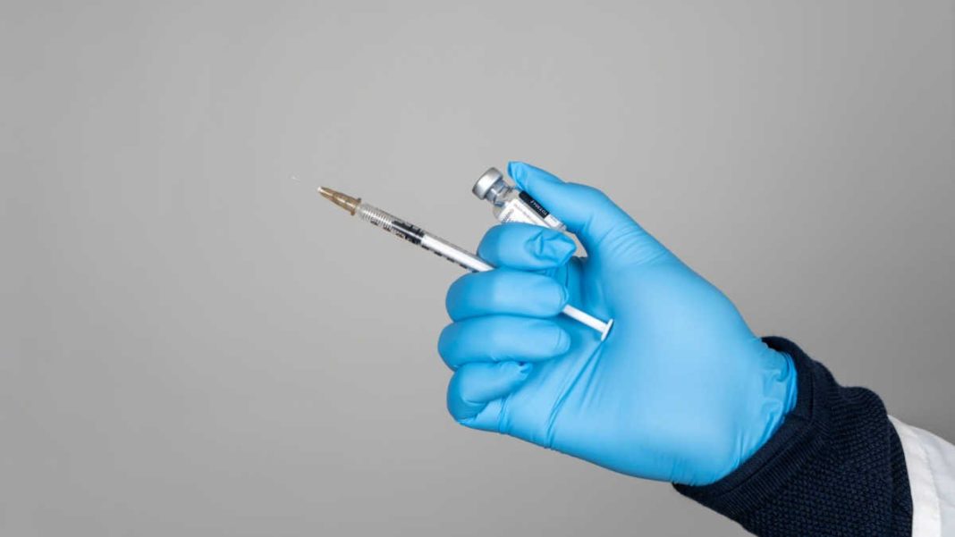 Pfizer-presenta-nuevos-datos-sobre-su-vacuna-pentavalente-para-la-meningitis