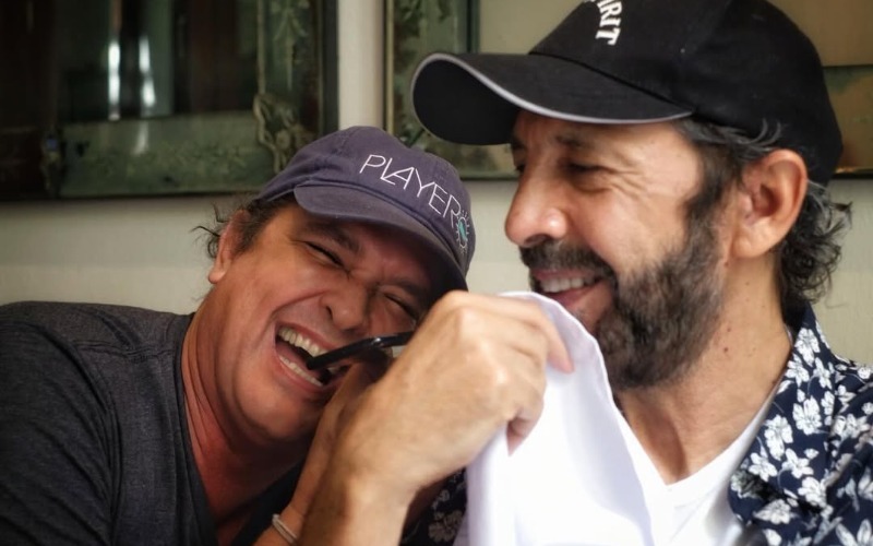 Carlos Vives estrenó videoclip del tema 'Buscando el mar' junto a Juan Luis Guerra
