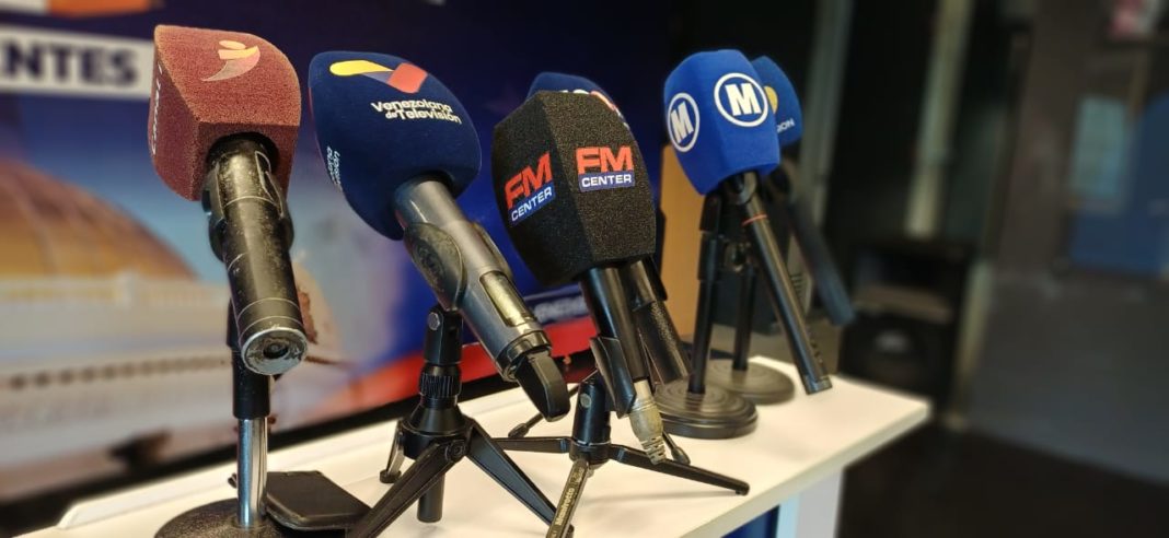periodistas