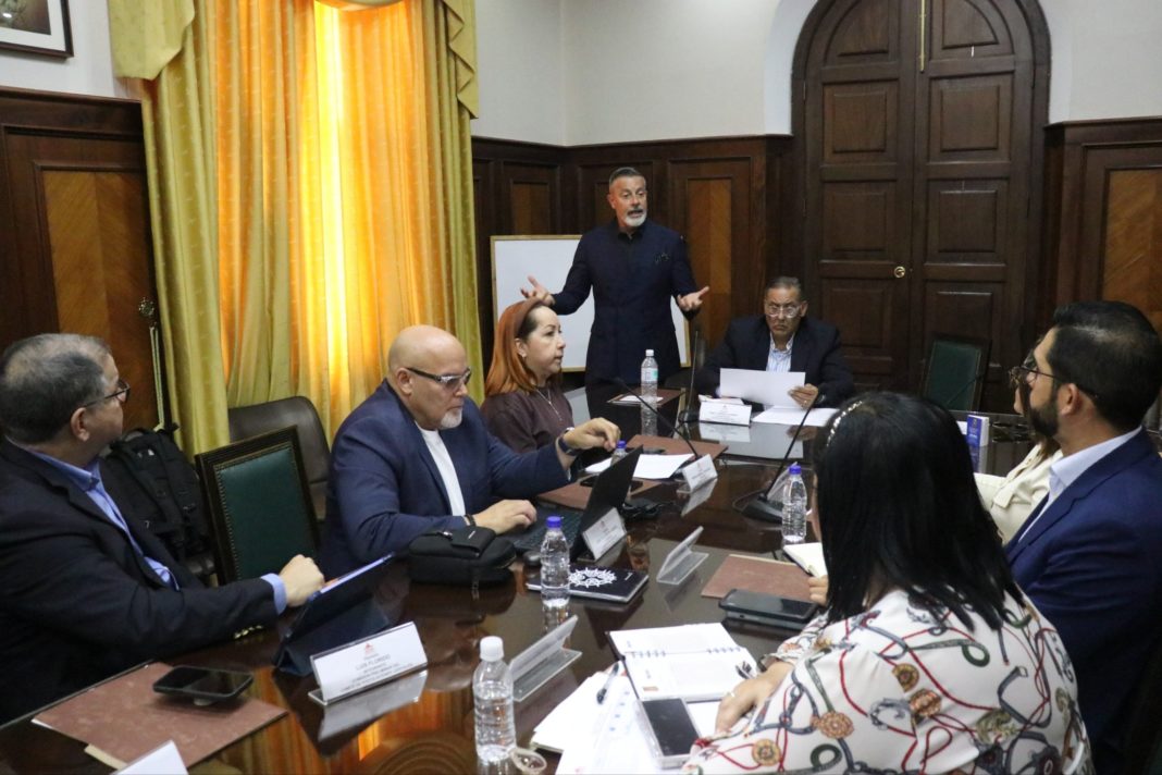 Comisión postulaciones.