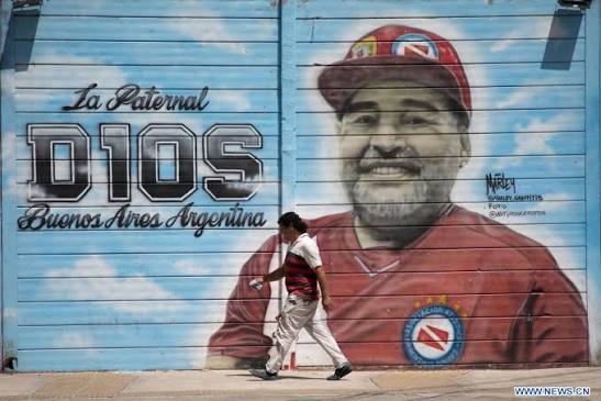 Mural en homenaje a Diego Armando Maradona