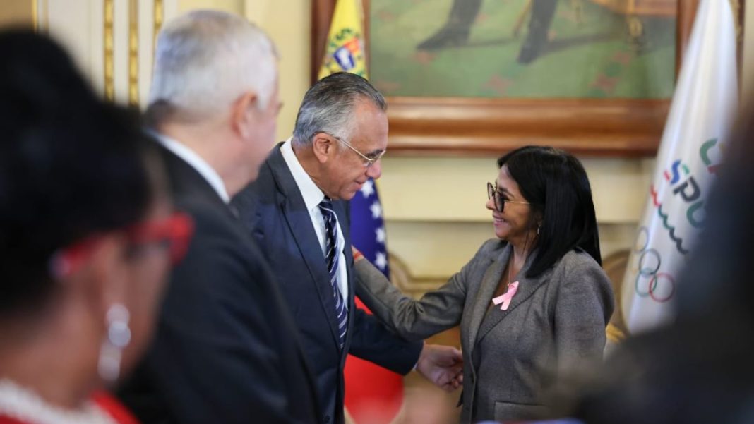 Delcy y los centroamericanos